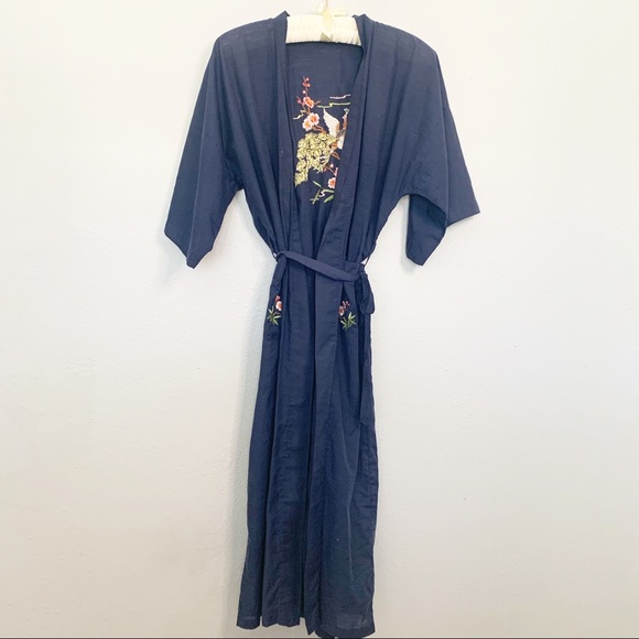 VINTAGE Navy Blue Kimono Robe Peacock Embroidery - Picture 3 of 7